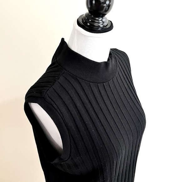 Linea Bosh Knit-Mock Neck Sleeveless Tank~Size M~Black~Ribbed Fabric - Picture 3 of 10